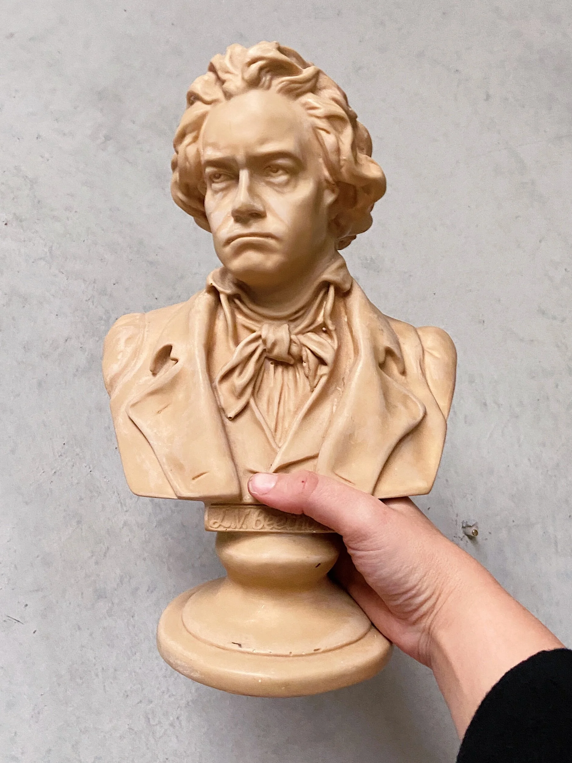 2430444B-CD77-4670-8F3B-786969B3CB88