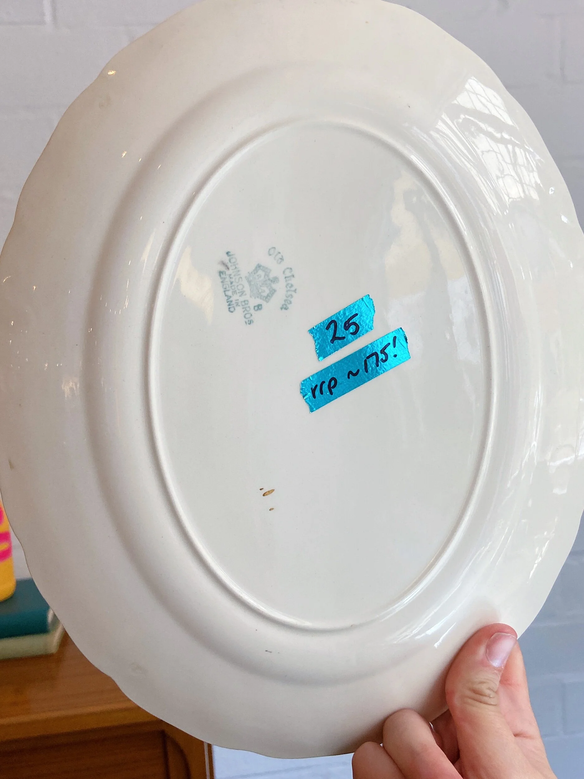 C6BDCF31-B076-4F81-8FBA-263C81D50D20