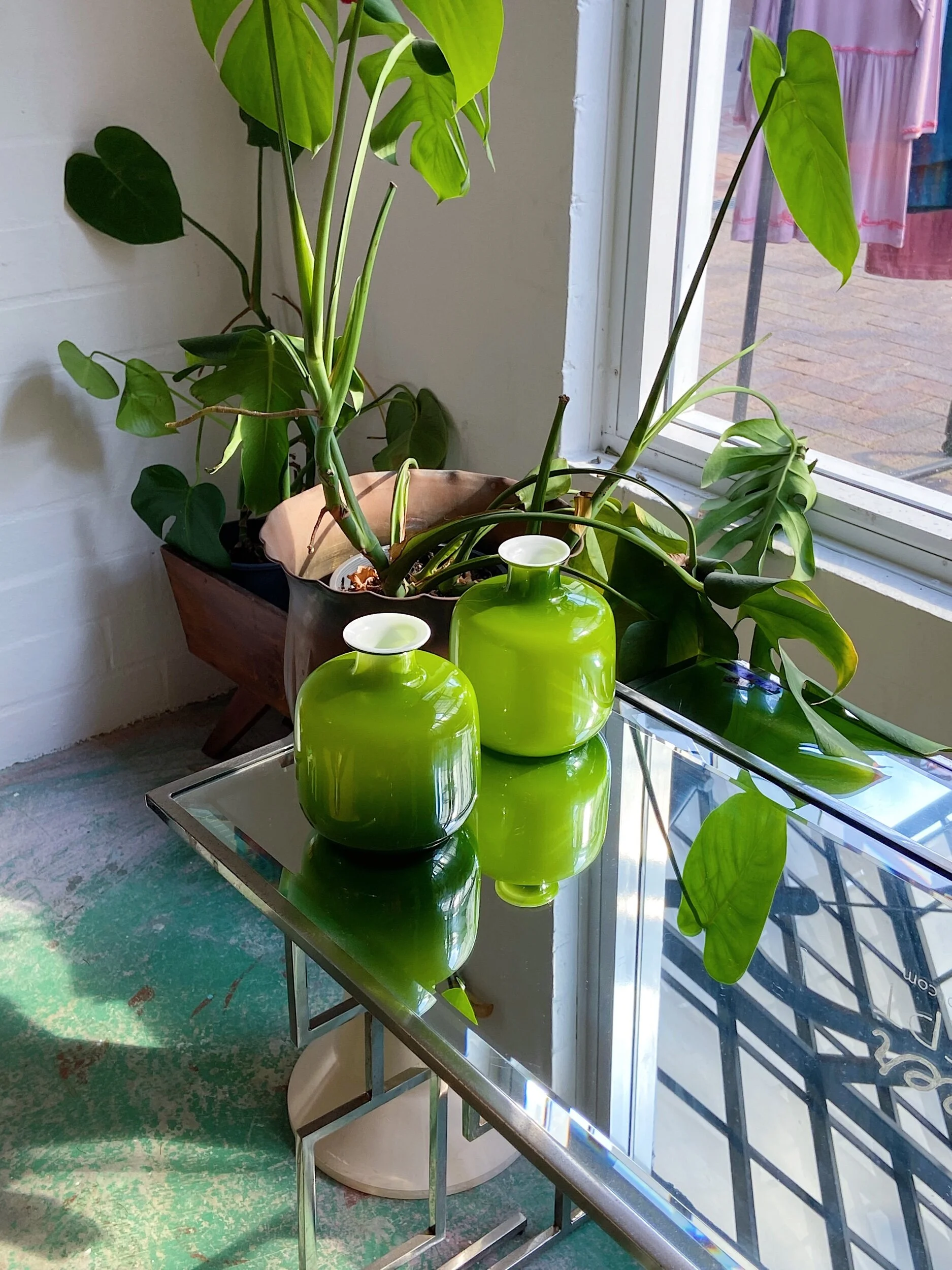 EFD1C1E3-BAB0-4B17-A416-6ECA39DAC704