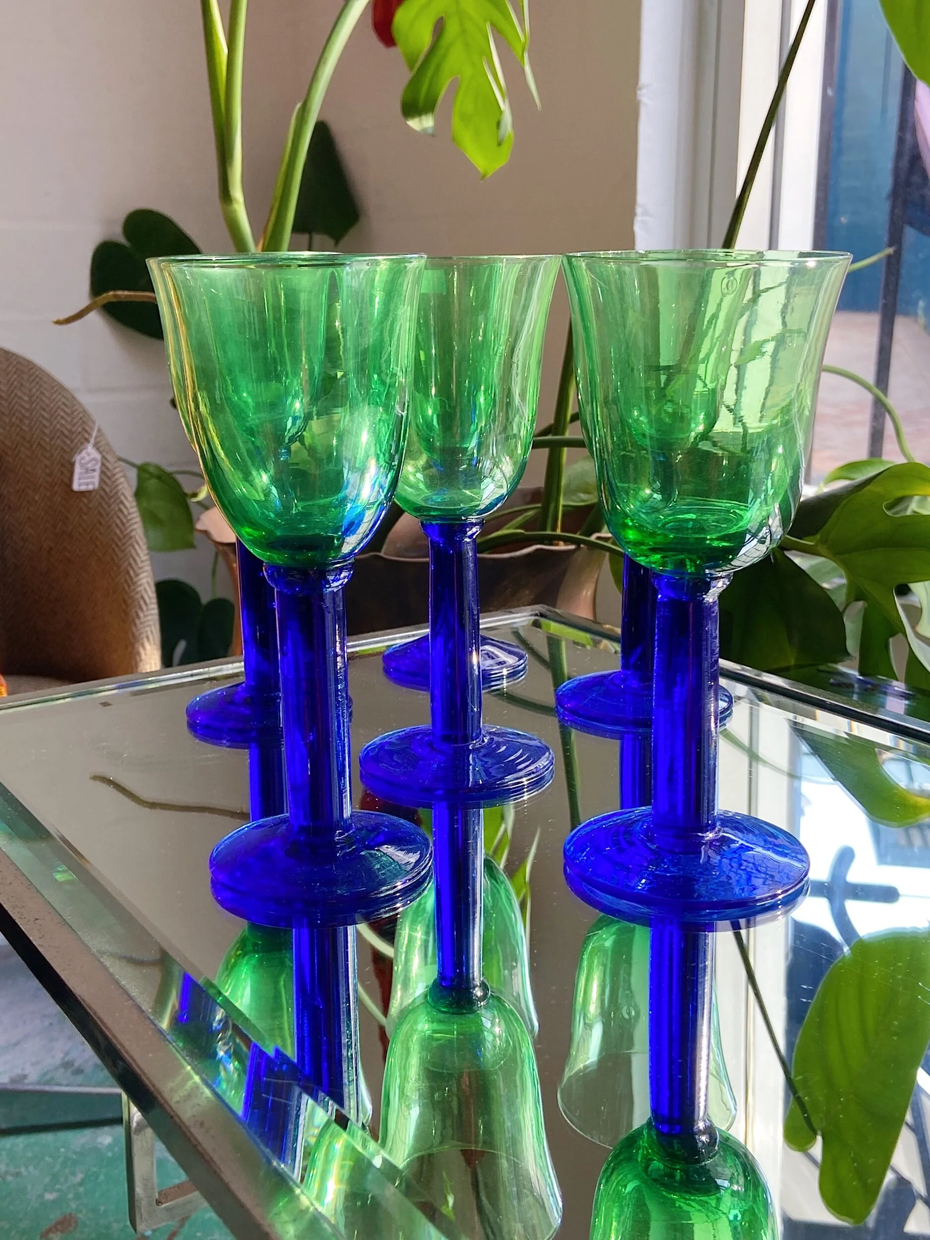 68ECA46E-2D48-40AA-9CD8-CDFB29DE9C57