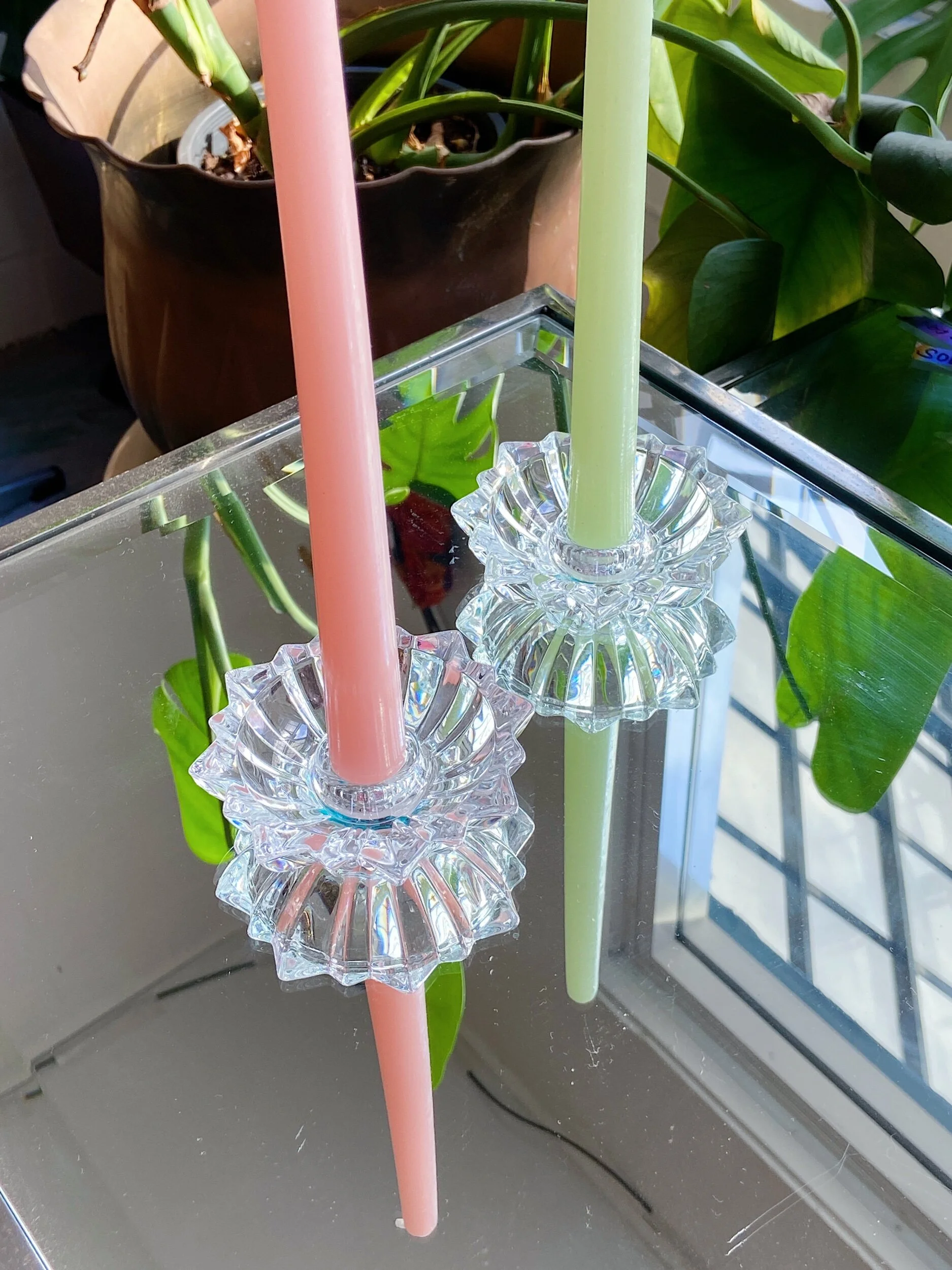 E9F9E256-674F-4422-8A61-1D542EF00E73