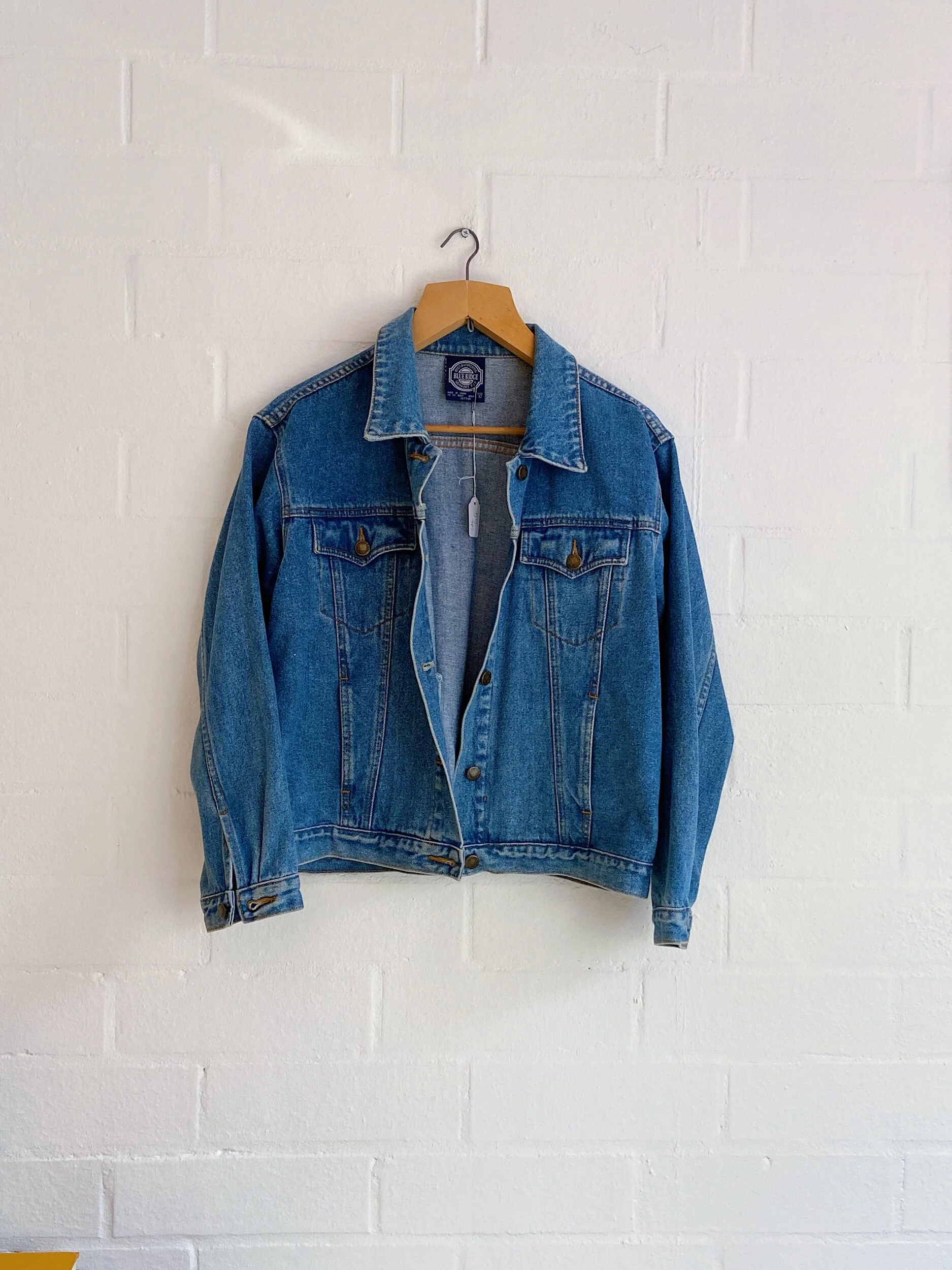 354AB2F0-B8D4-4467-88AA-437BF2223F0A