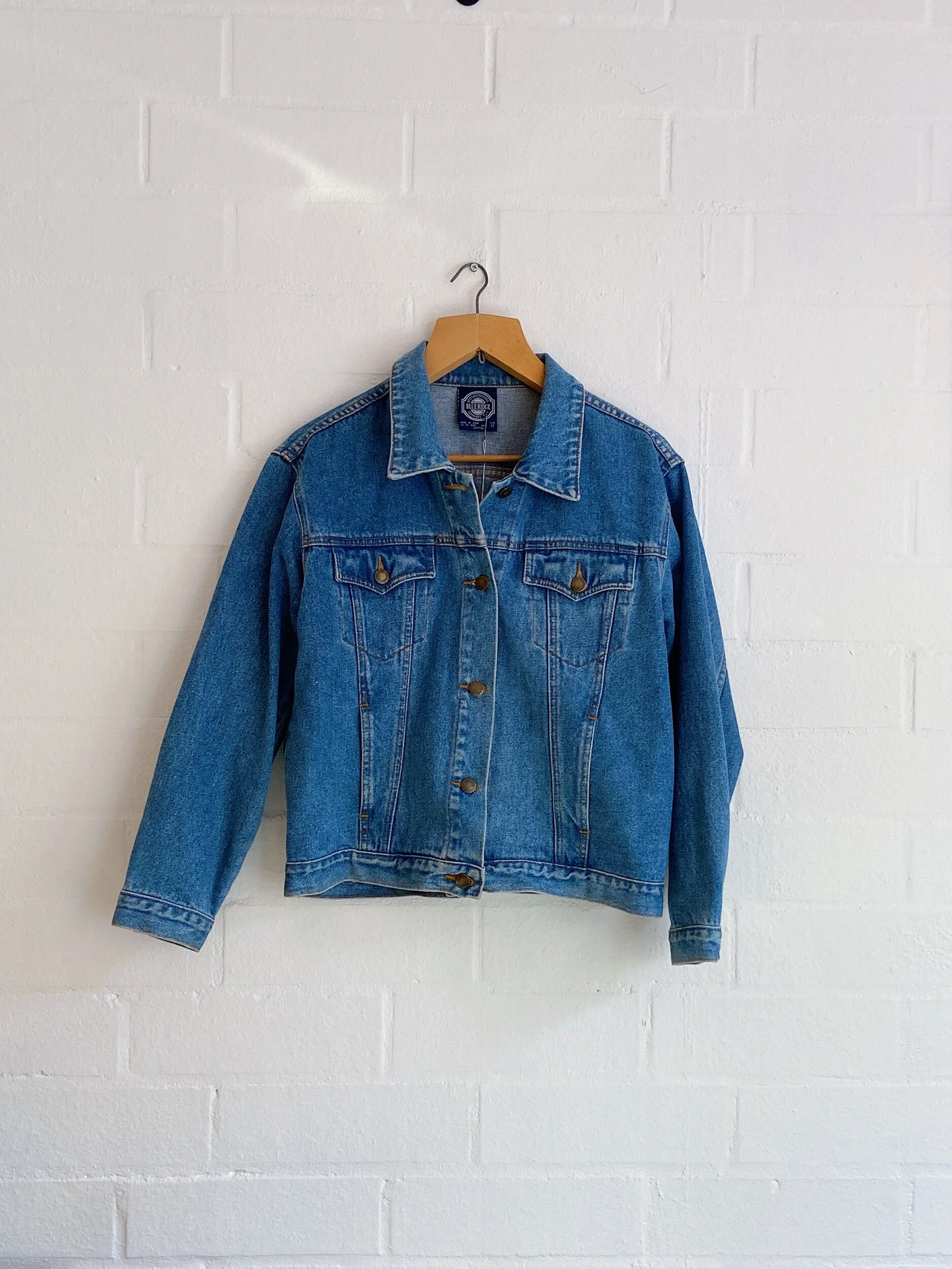 FEB07066-FD47-46D7-B8F6-4142739FD326