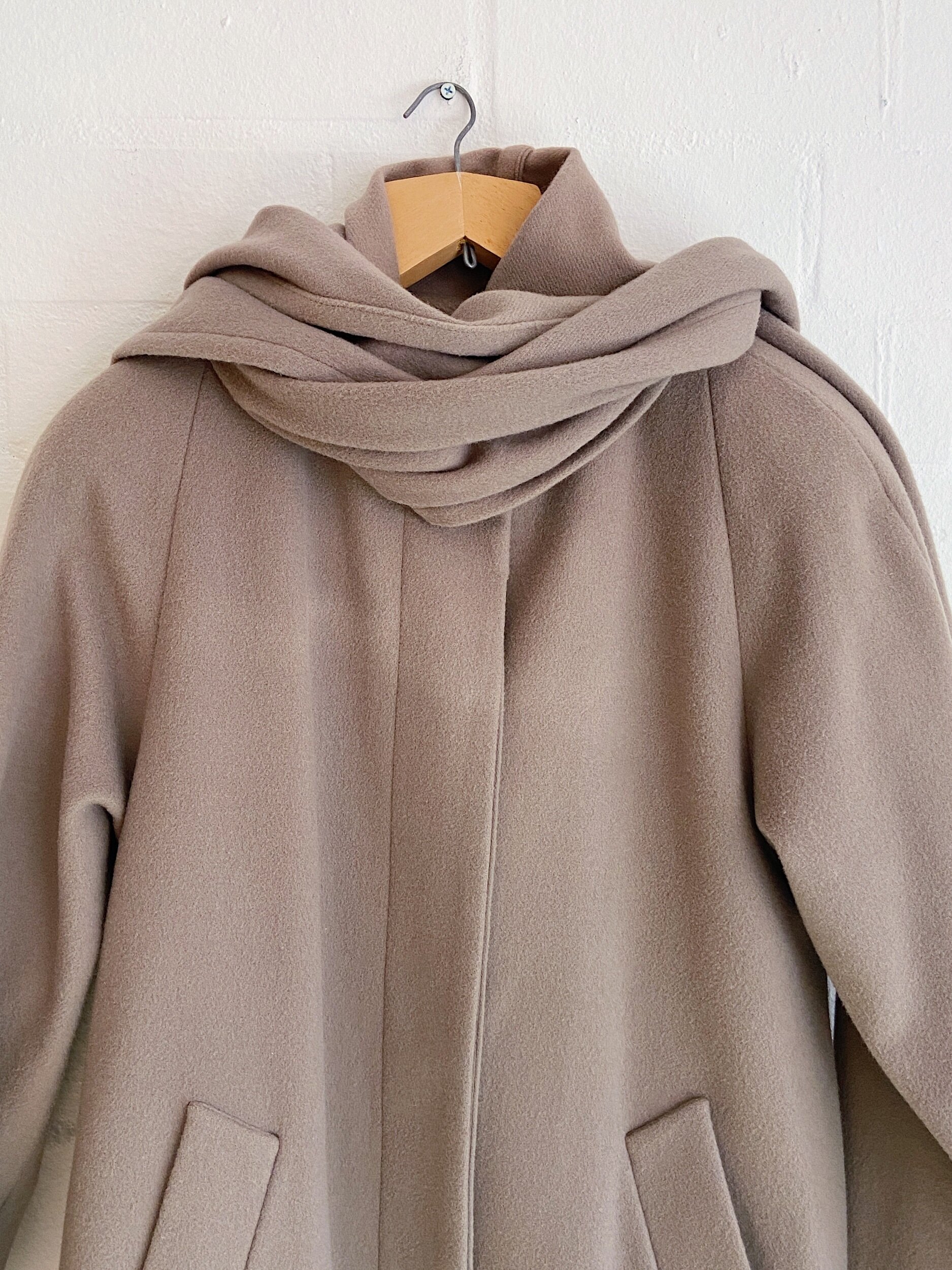 B2FFE78D-1039-46E0-AB10-EA4D4E7AB049