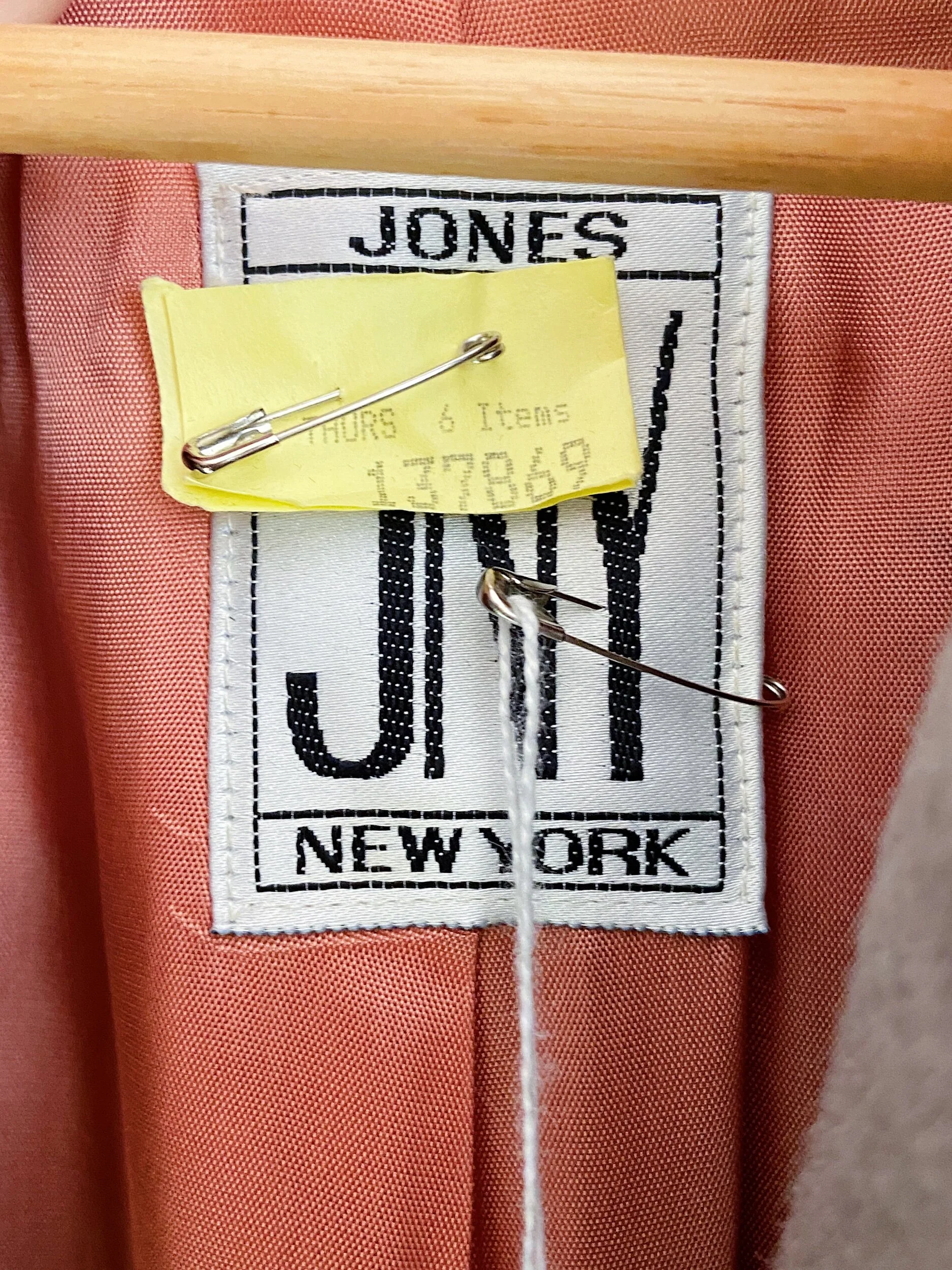 4A3D48B5-96D3-46DB-B28E-3542B22C03F5