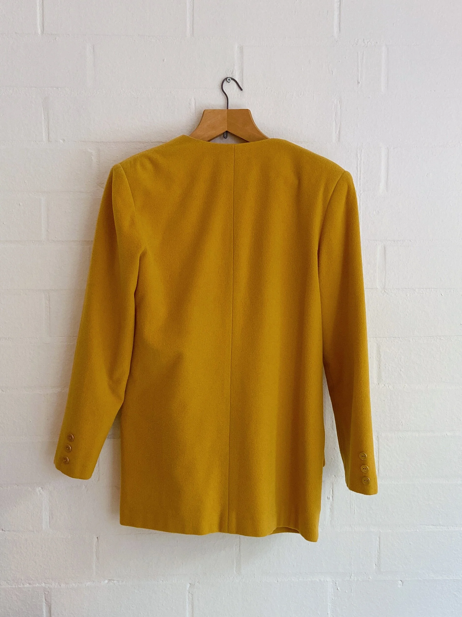 2D790E35-669A-412D-BEBA-F5FFD7545641