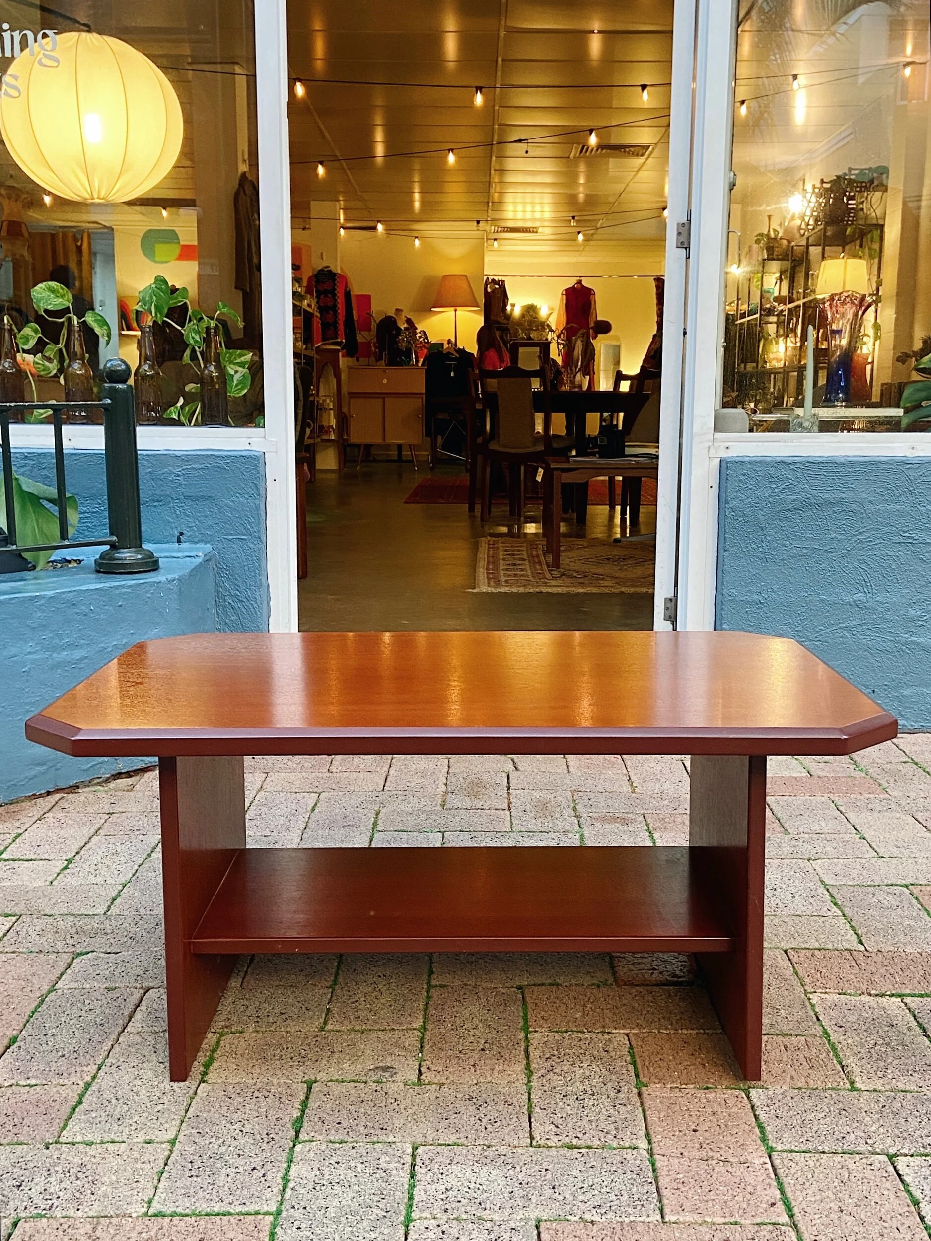 BB4AE940-7187-4471-9A67-789072DF5EB0