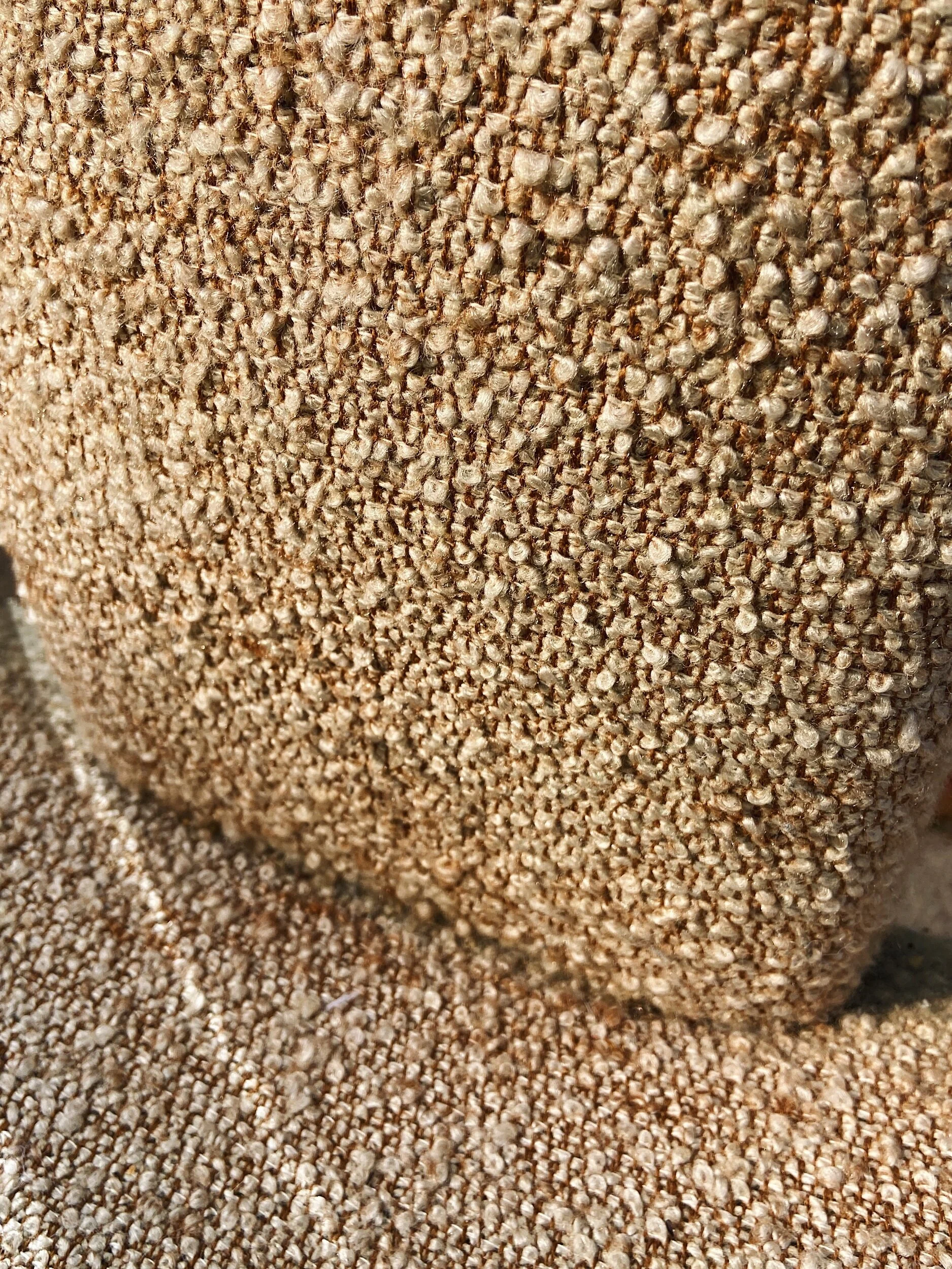 910014F3-239F-4E4D-A7F9-A2D14758F3CD