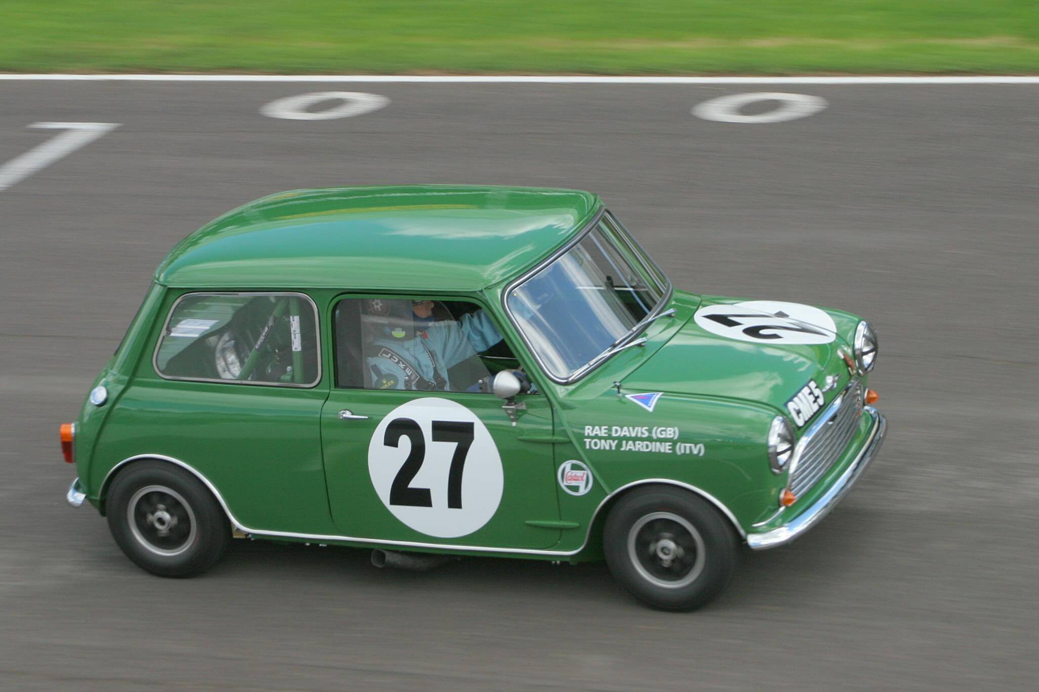 Castrol Classic Racing Mini.jpg