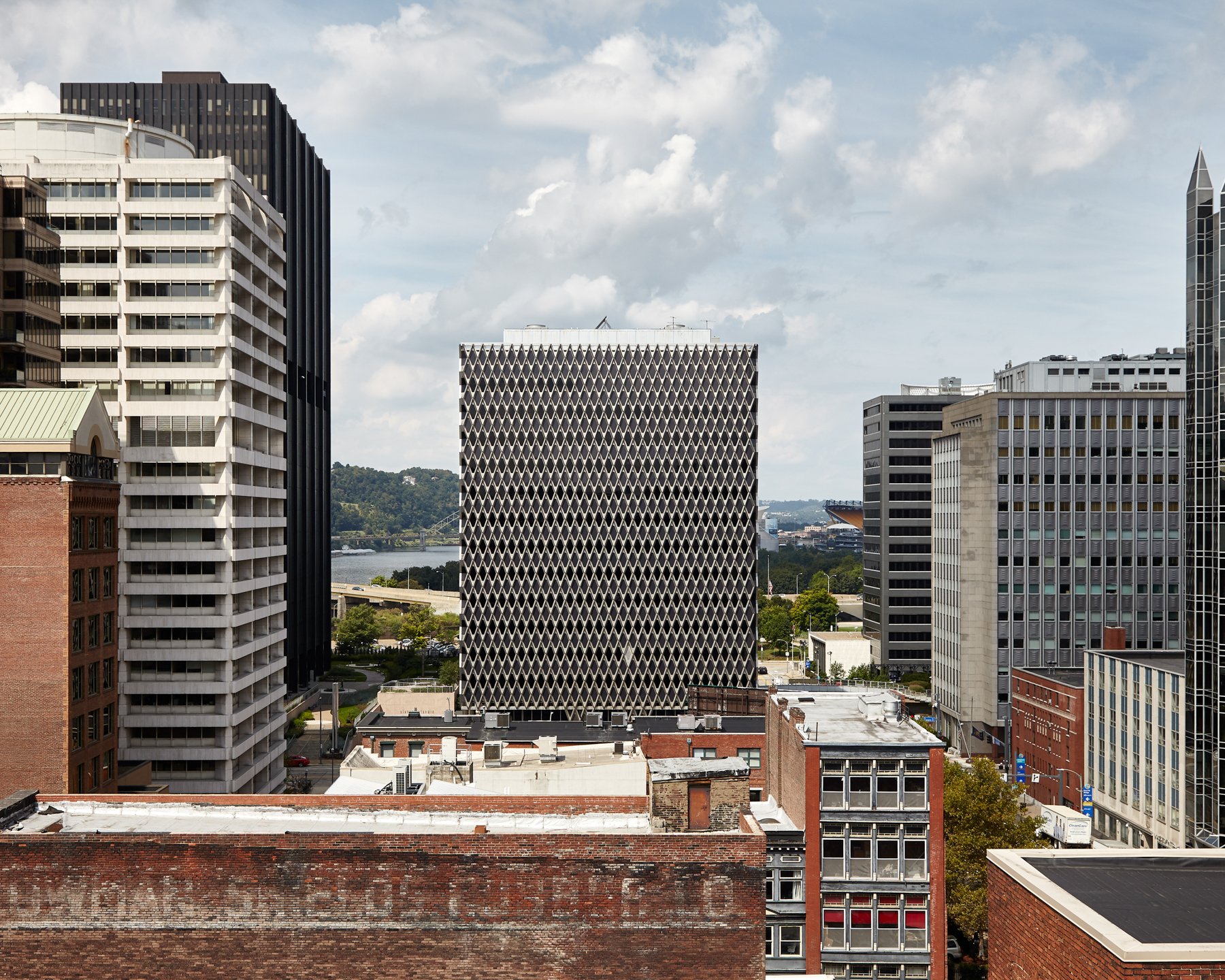   “From its birth in Chicago in the 1880s, the dogma of skyscraper construction was that the exterior walls supported nothing. This dogma held fast for three-quarters of a century until shattered by this Gateway building... U.S. Steel, as supplier an