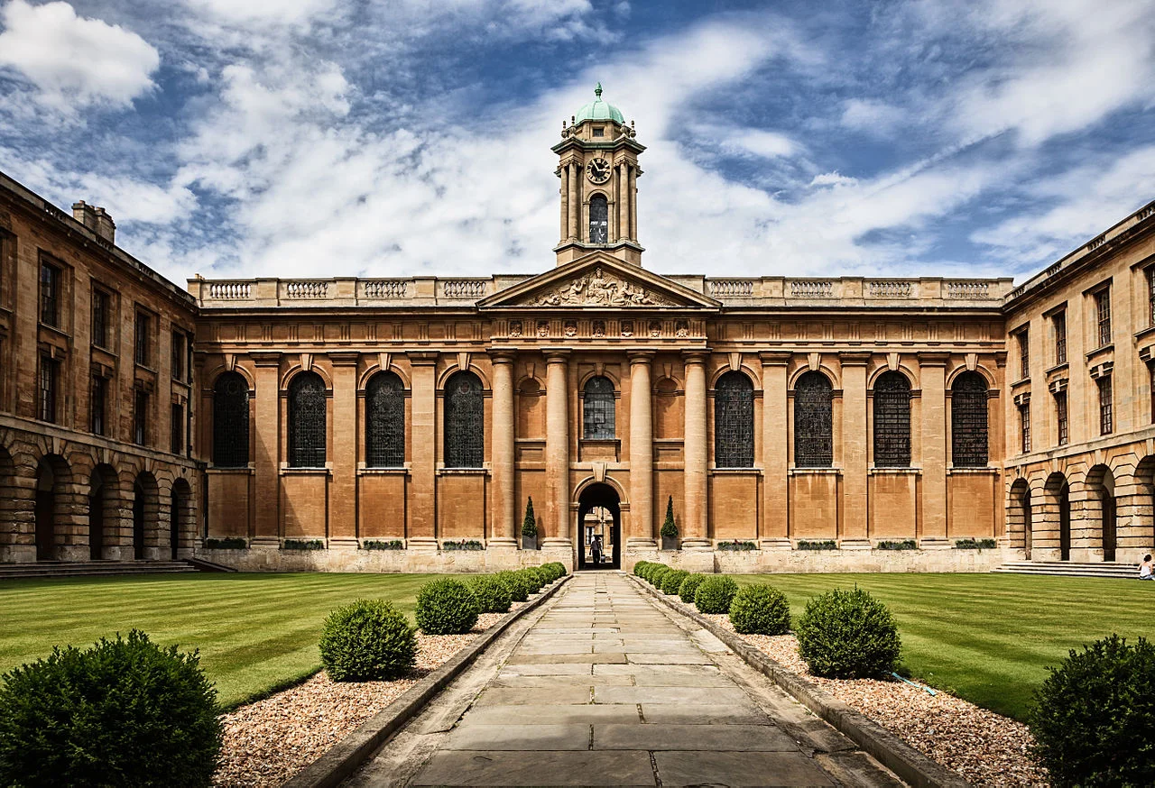 “… Ramsay conjures up a sort of autumnal Oxbridge idyll: small classes of bright, eager young minds, competitively selected, hungry for knowledge and discussion. You can practically smell the knitted scarves and duffle coats.”