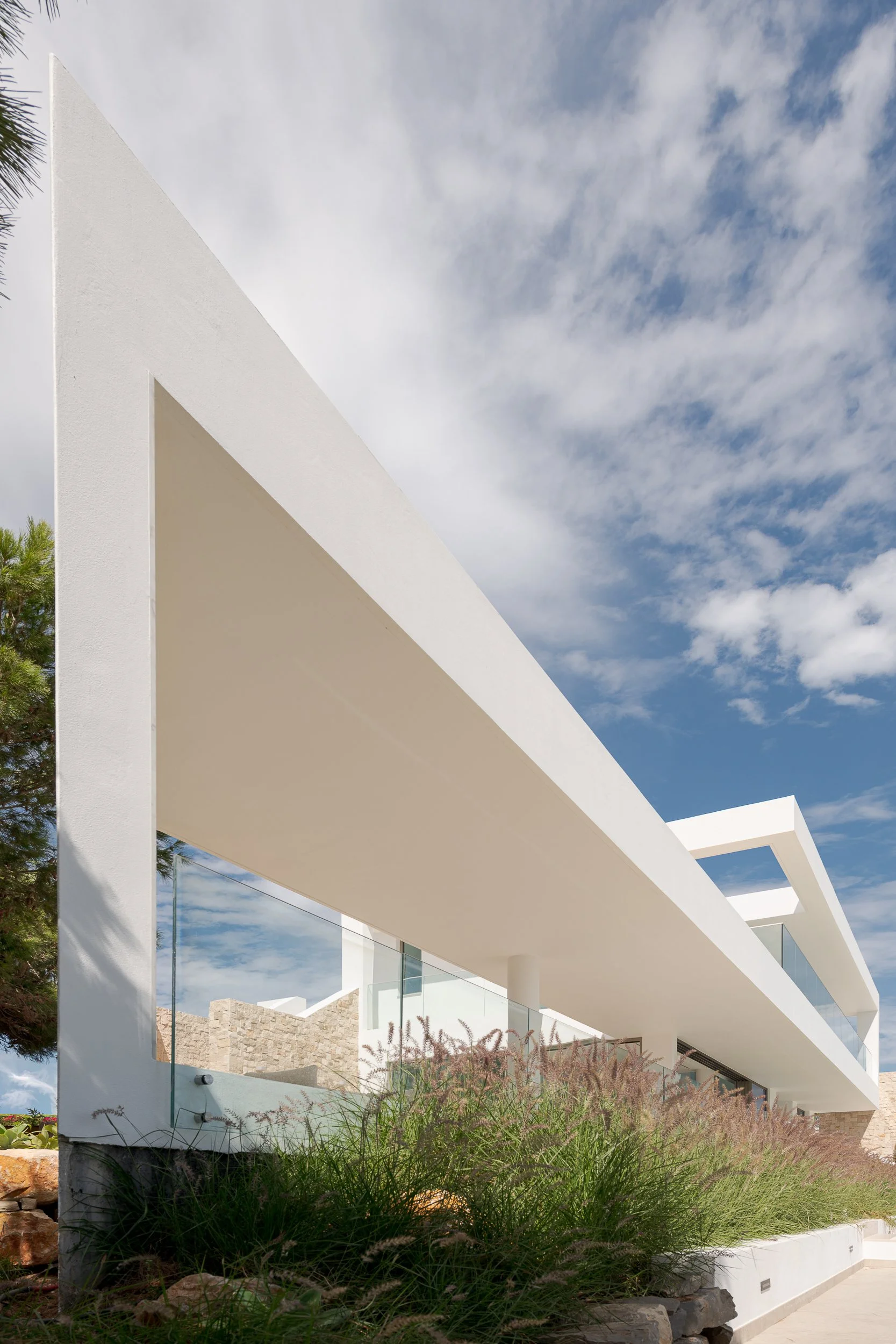 SOH Villa_Image2_RicardoOliveiraAlves_Publicity Photo.jpg