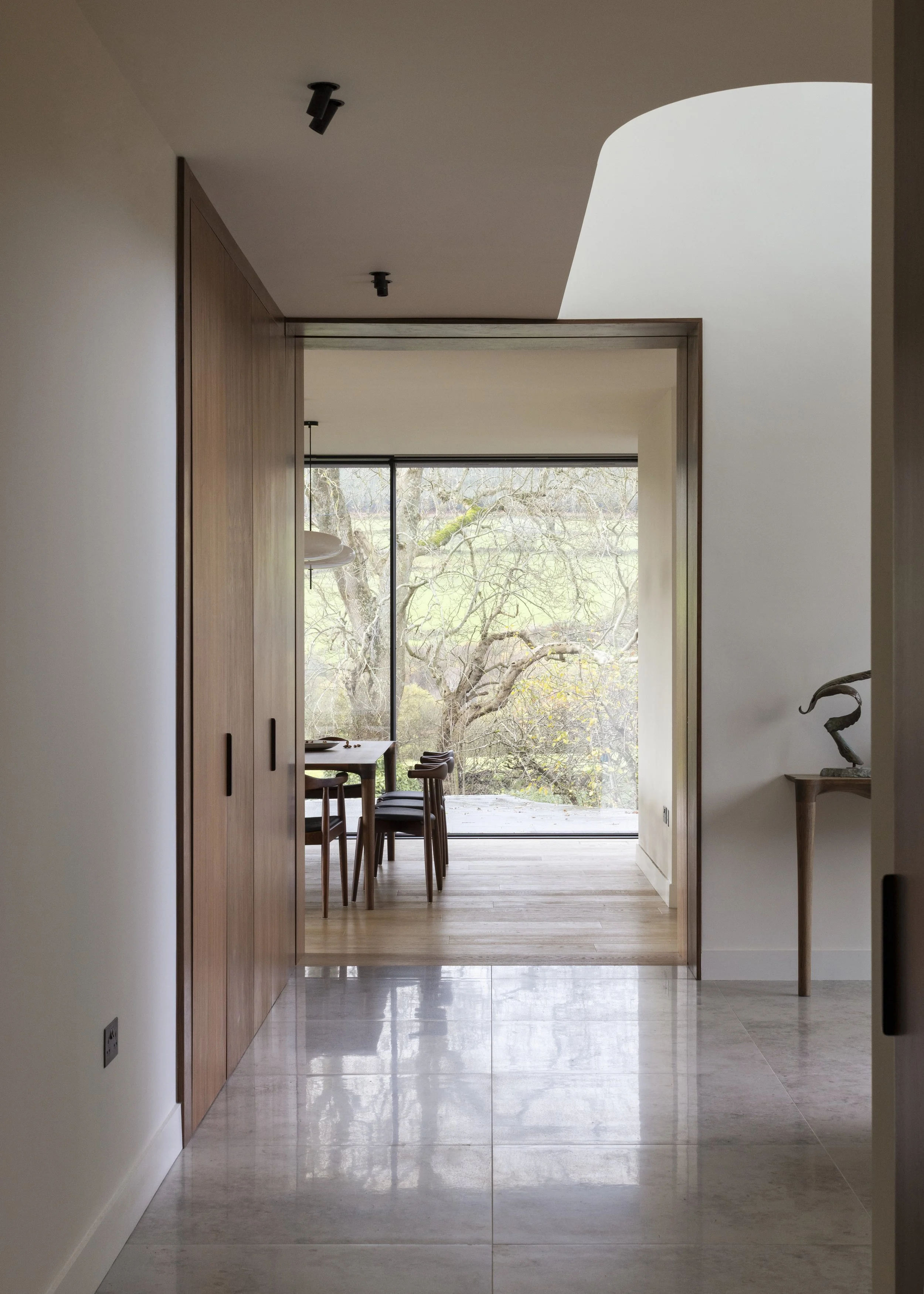 SL_Image4_AislingMcCoy_Publicity Photo.jpg