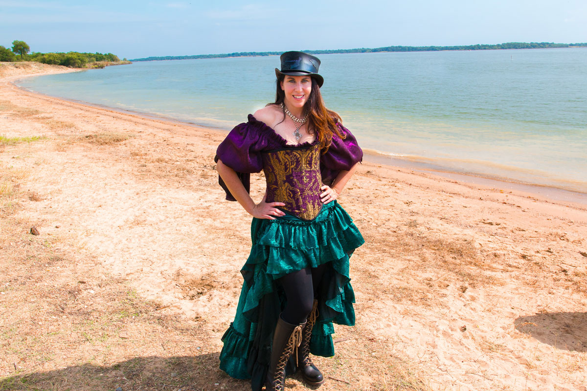 fancy_green_shimmer_skirt.jpg