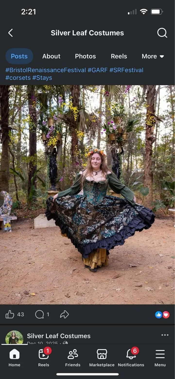 Green and Gold Autumn Queen Outfit.jpg