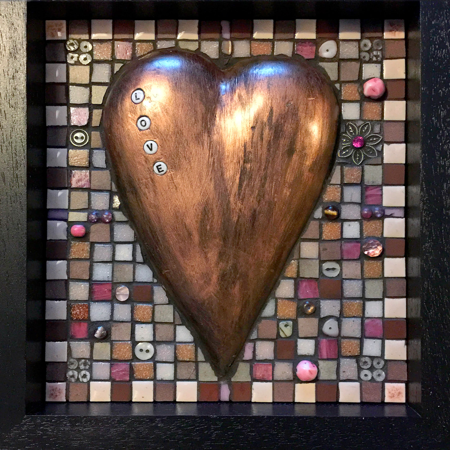 mosaic-love-heart-artwork-by-david-nicholls-portland-dorset.jpg