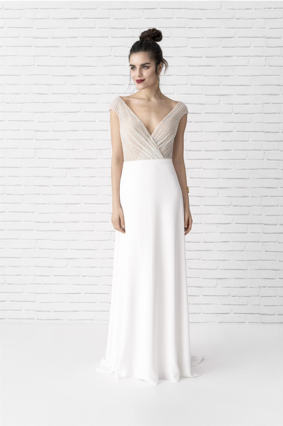 Head over heels Was €1690 Now €845