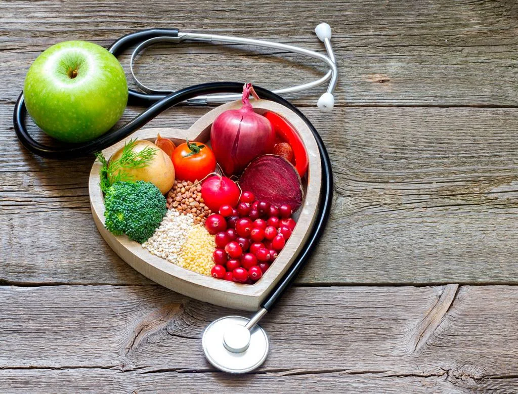 LAS VITAMINAS Y MINERALES QUE CUIDAN LA SALUD DEL CORAZÓN