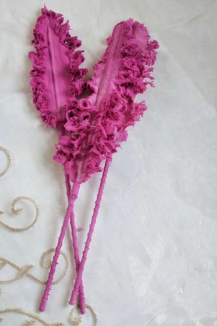 Above: Mix a small portion of dye in a shallow container wide enough room to allow dipping and soaking feathers. Note: Wet colors are deeper and darker; expect lighter hues and tints when dry. Coloring feathers takes the longest completion time .