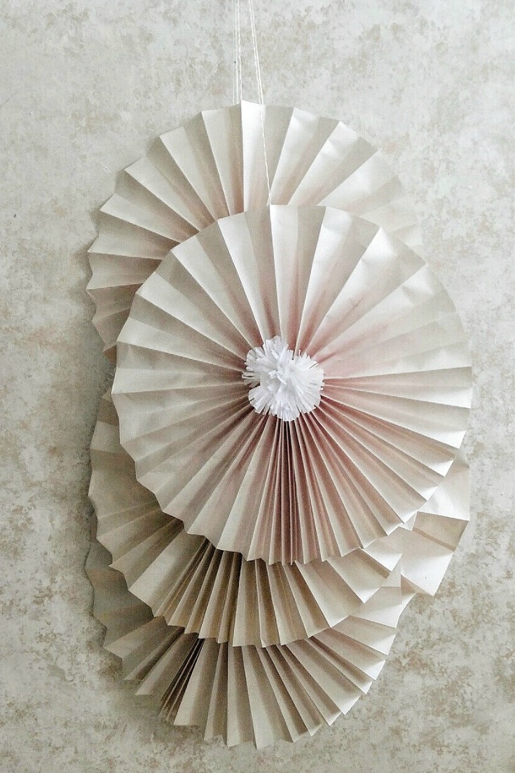 newsprint-paper-decorations-medallion.jpg