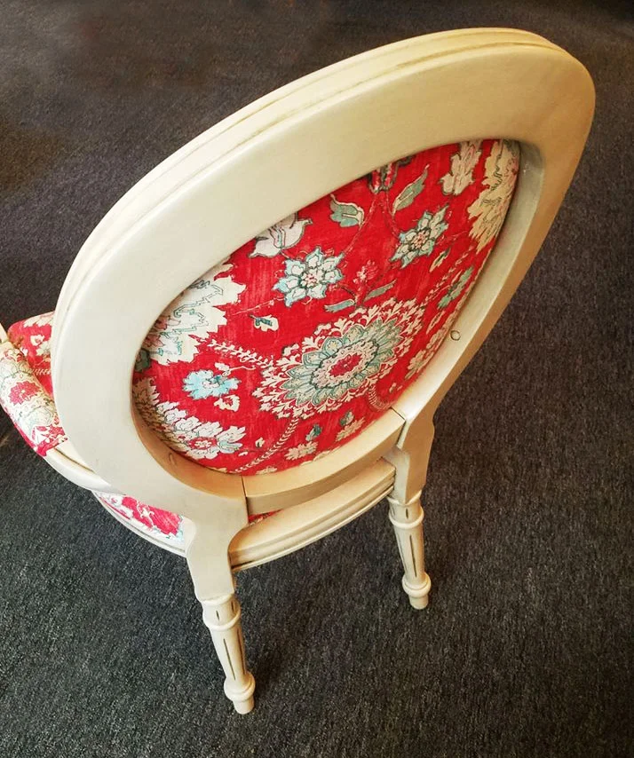 Red_White_After_Back.jpg