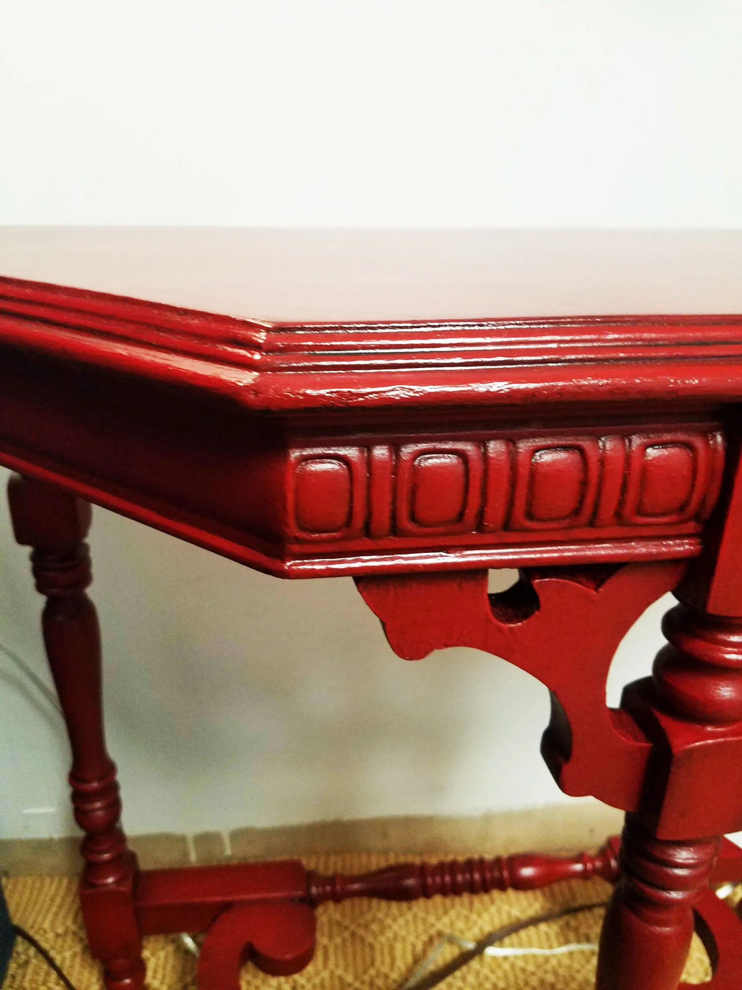 glaze_detail_red.jpg