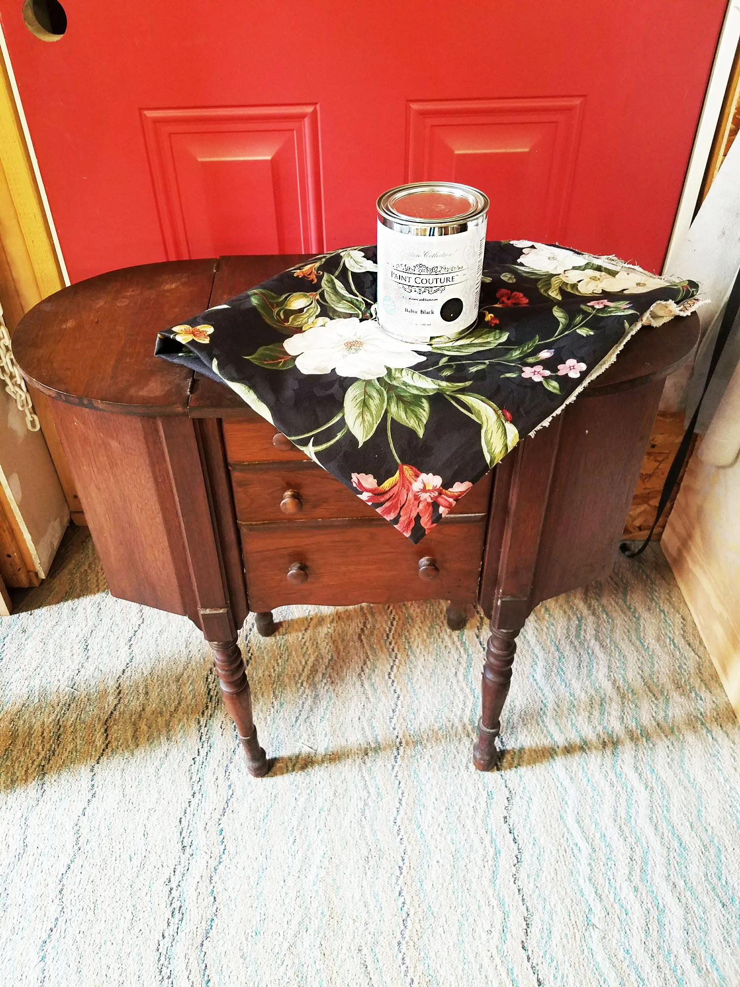 sewing_table_inspiration.jpg