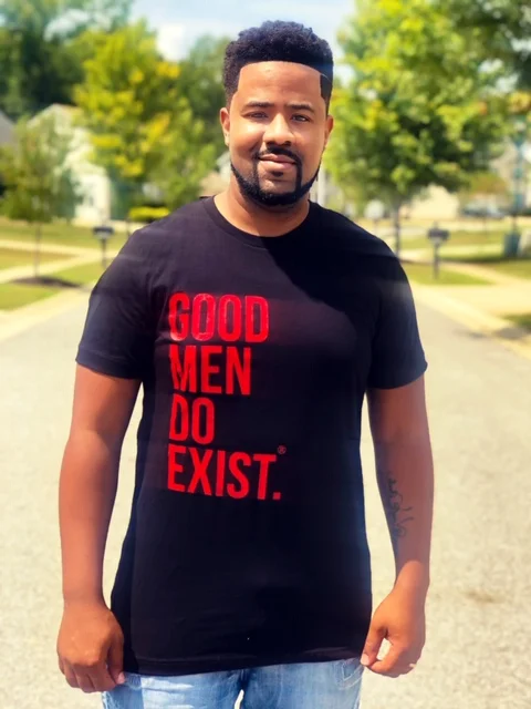 BLACK AND RED GMDE.JPG