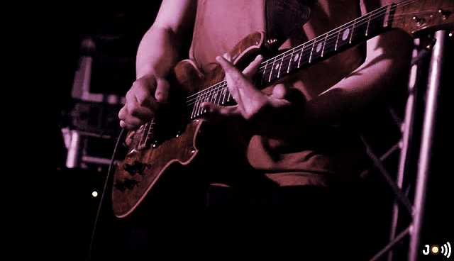 guitar.jpg