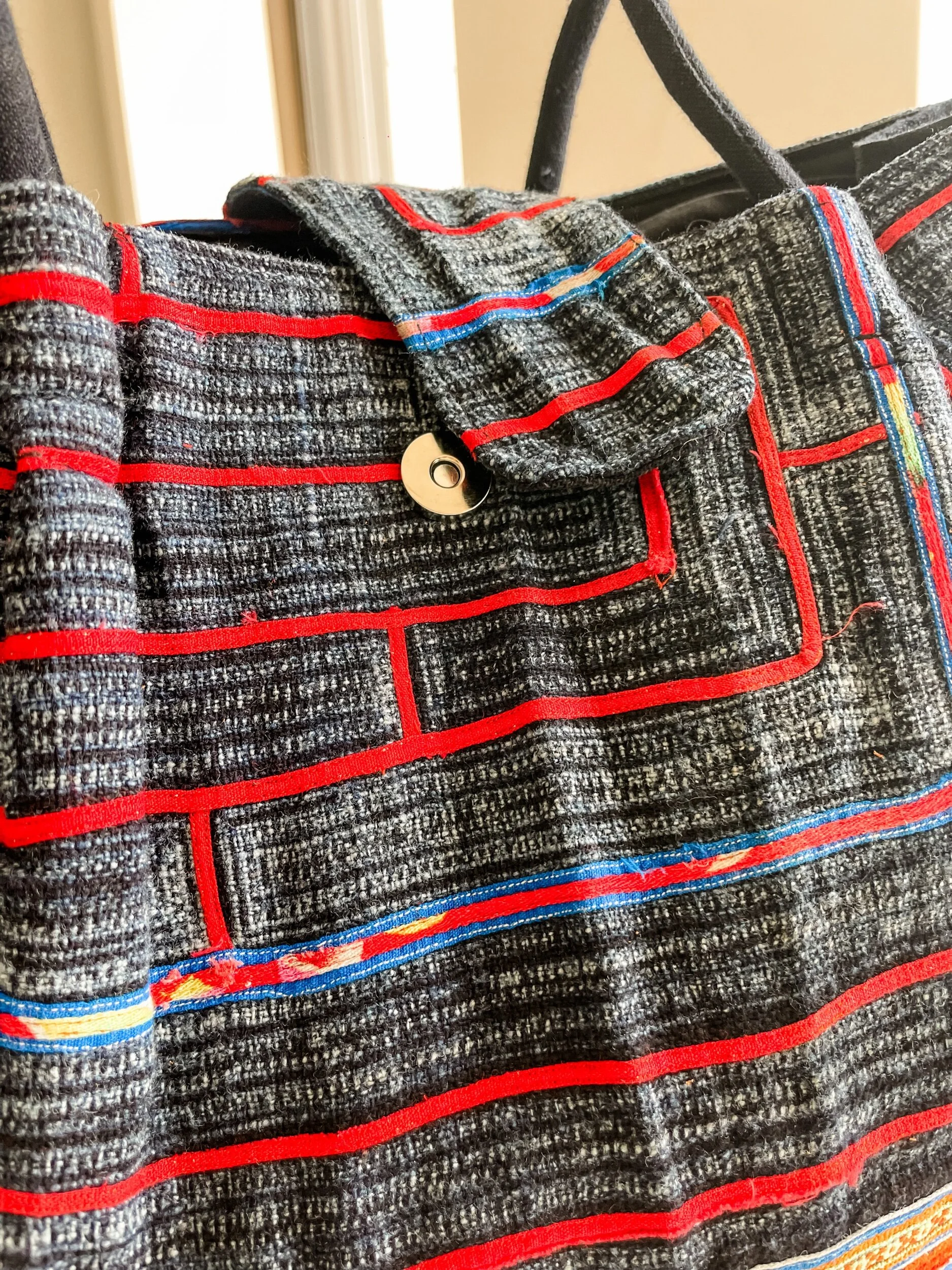 F56C09DB-DB19-464C-8490-FD324D8A3E9D