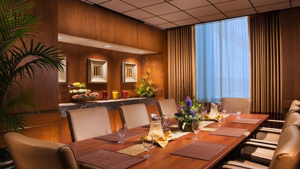 satnwe-omni-san-antonio-hotel-colonnade-board-room.jpg