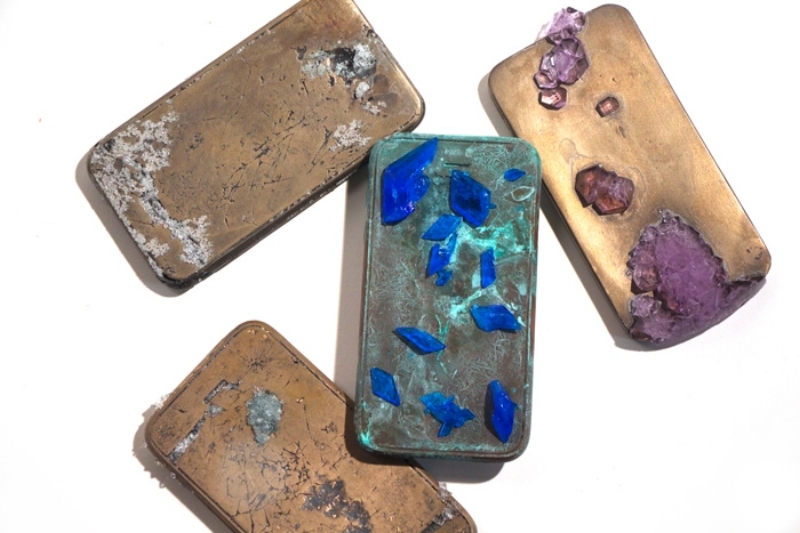 collection of Device Intelligence pieces, various sizes, 2015