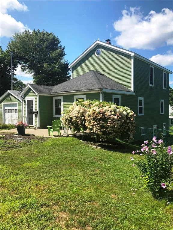 414 Island Avenue, Portland, ME