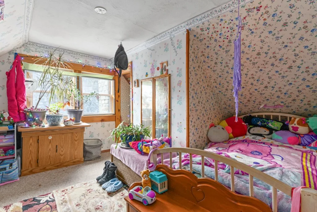 10-3-eagles-nest-bedroom-second-floor-1.jpg