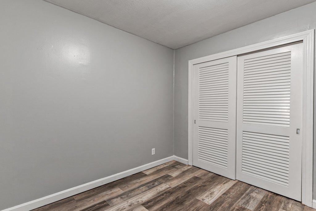 06-Unit1-Bedroom-2.jpg