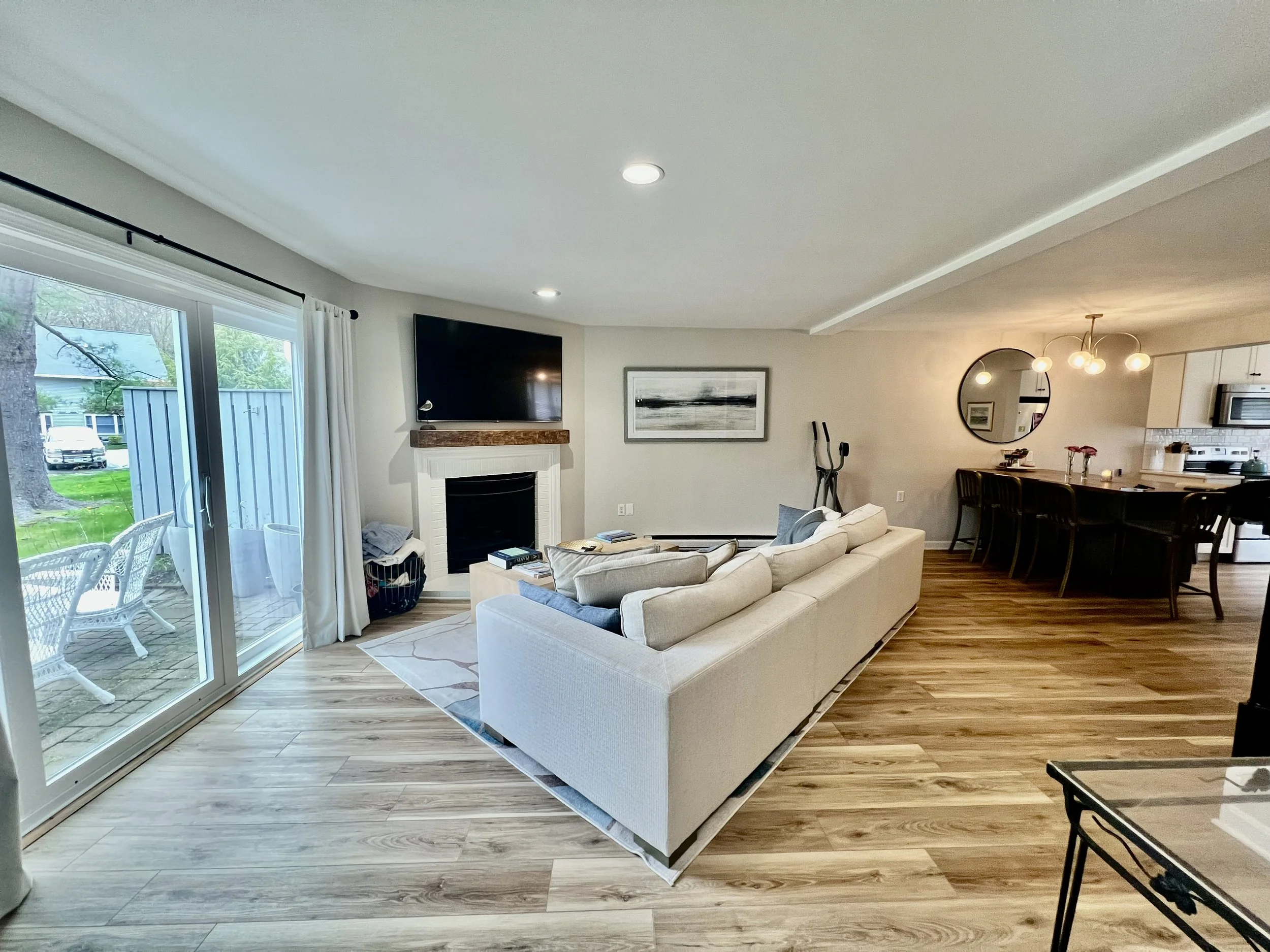 02-Living-Room-Open-Floor-Plan.jpeg
