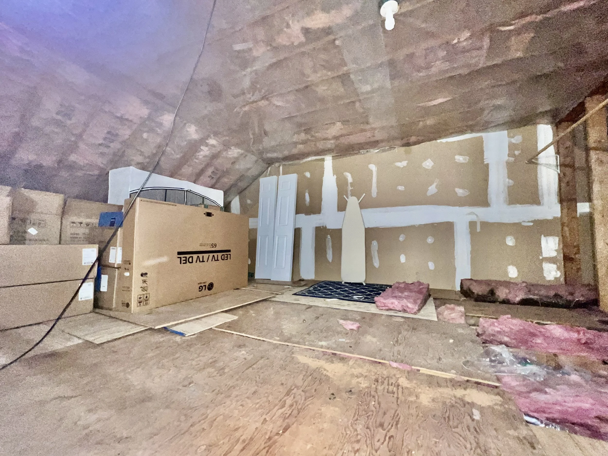 08-Third-Floor-Loft-Unfinished.jpeg