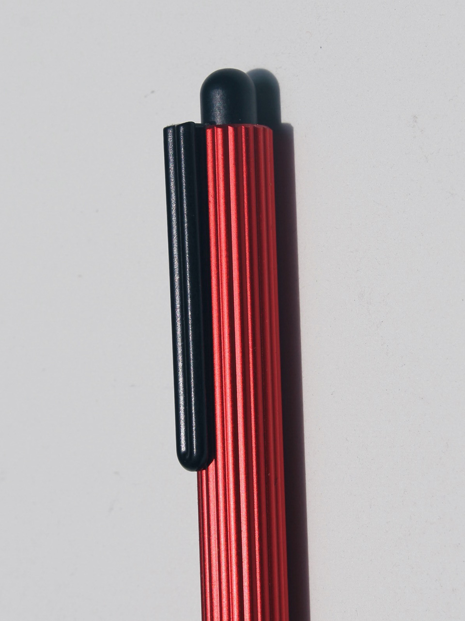 profil rojo lap clip.JPG