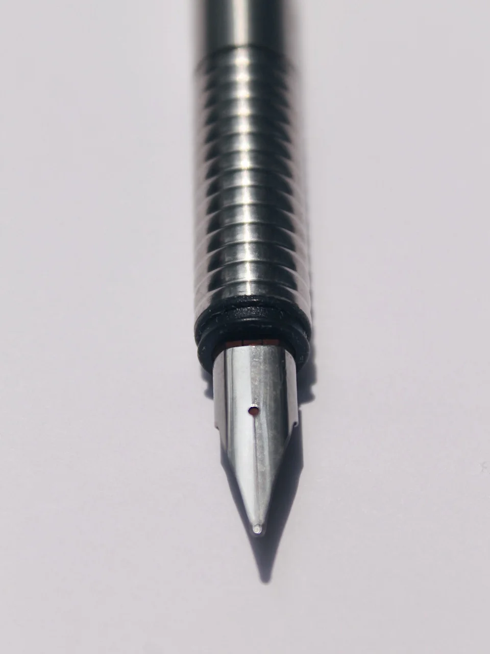 lm 05 negra punto.JPG