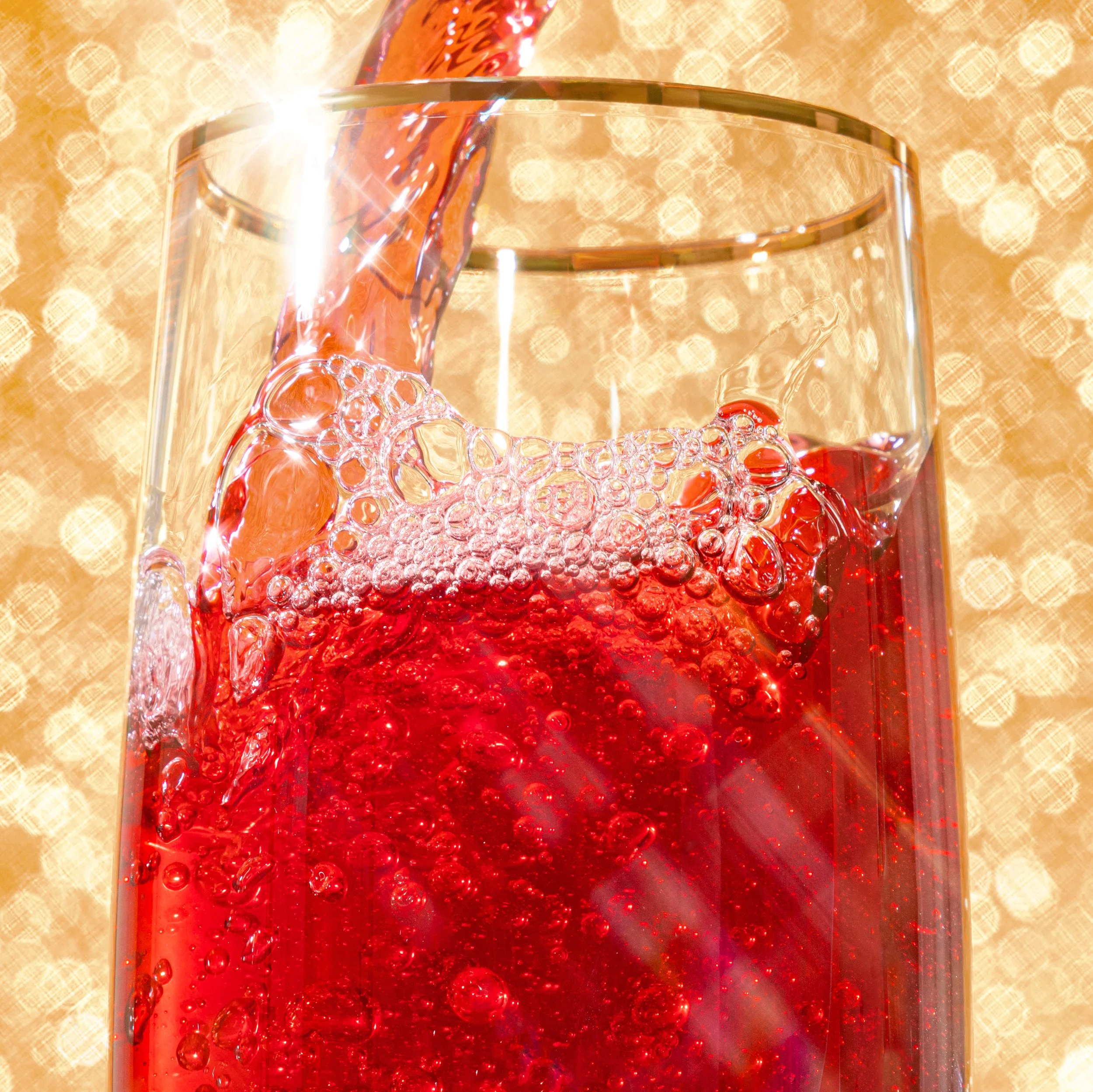 Welchs_2023_Holiday Sparkling_Meta_Consideration_Brilliant Bubbles_InFeedStatic_1x1.jpg
