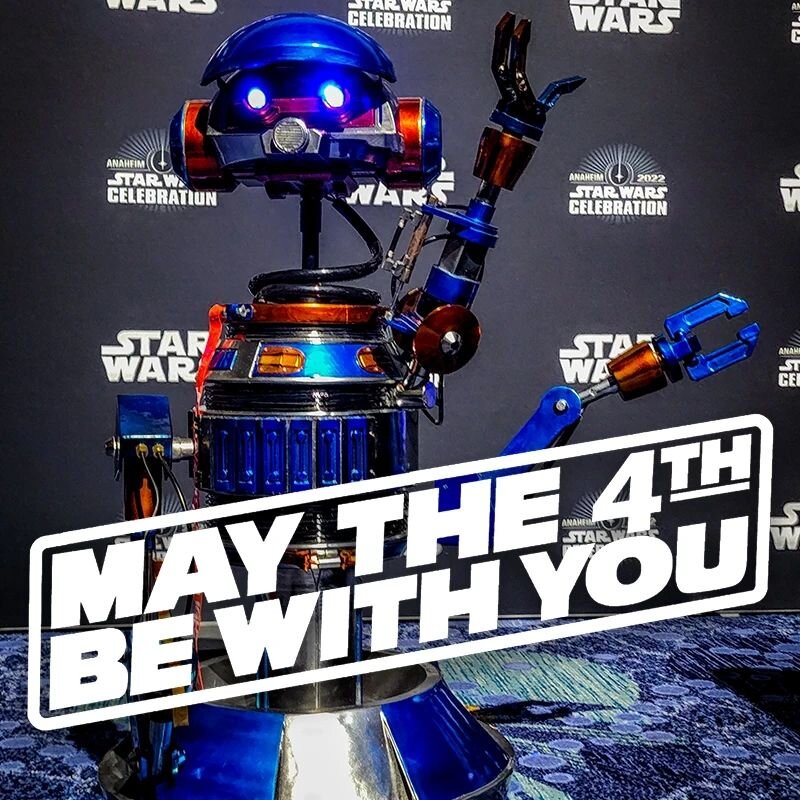 MAY THE FOURTH BE WITH YOU ALL !! HAPPY BUILDING 

#MAYTHEFOURTH #MAY4 #CAPTAINREX #RX24 #STARTOURS