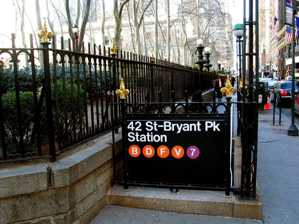 42st-BryantParkSubwayEntrance.jpg