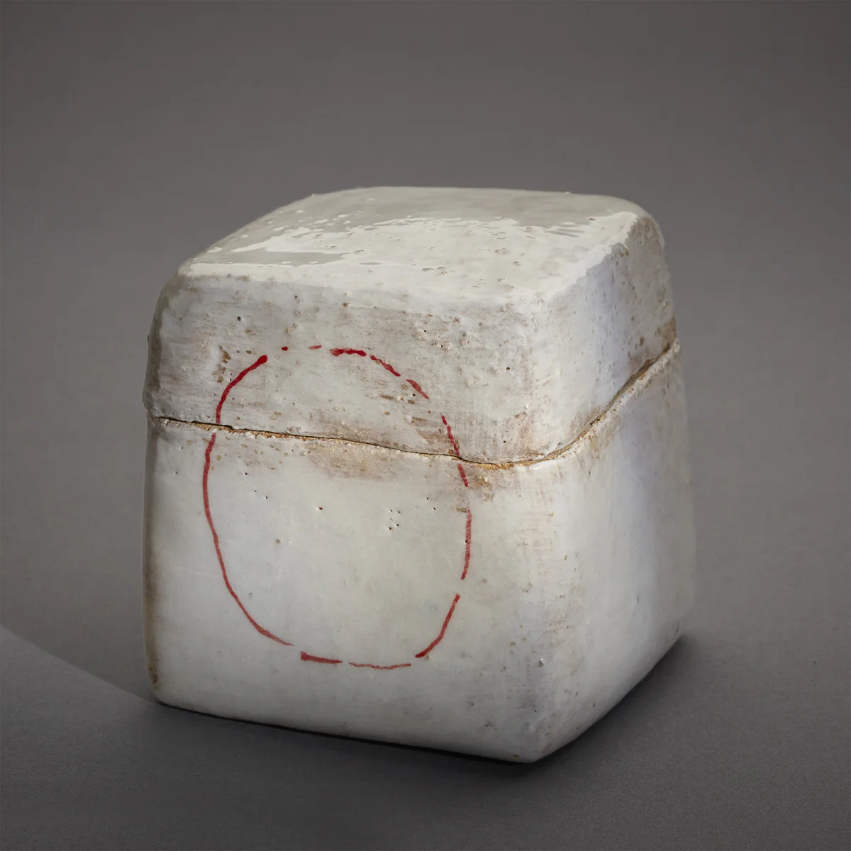 Florence Penault_Box 2_2016_10x10x8(cm).jpg