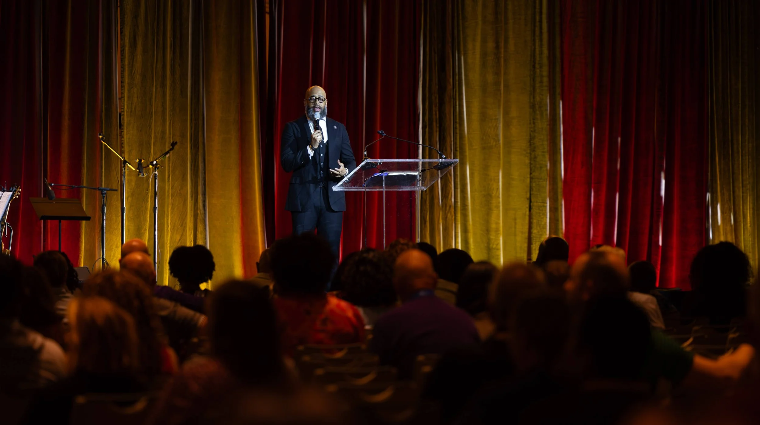 Tuesday Night Worship-45.jpg