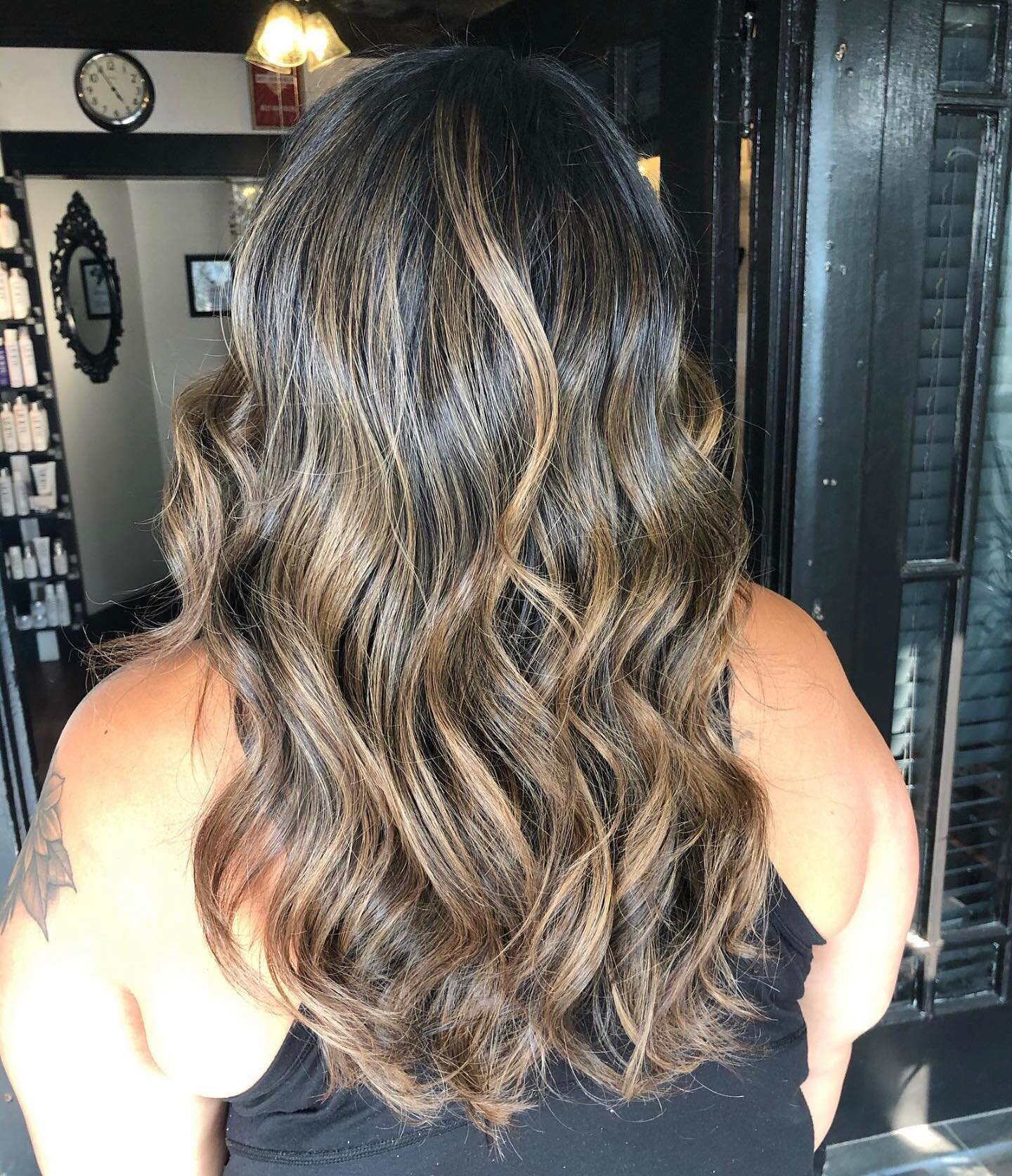 Oh 🍯 by @its_jeanette_ 

#ragesaloncampbell #campbellhairstylist #sanjosehairstylist #modernsalon #behindthechair