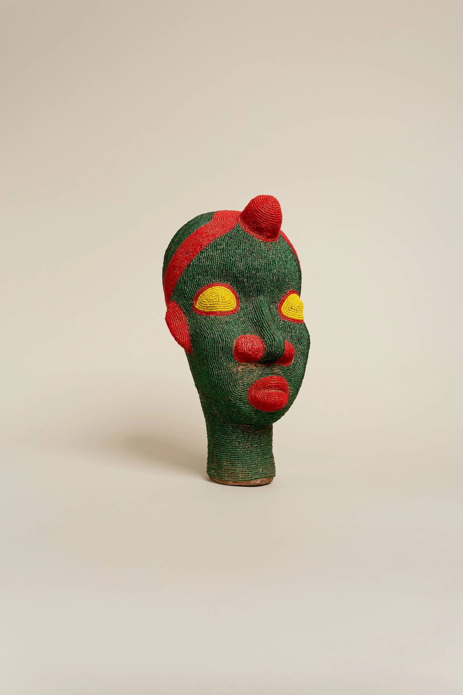 Grande tete africaine verte profil.jpg