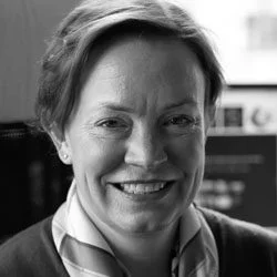 rebecca_wettemann_bw-circle.jpg
