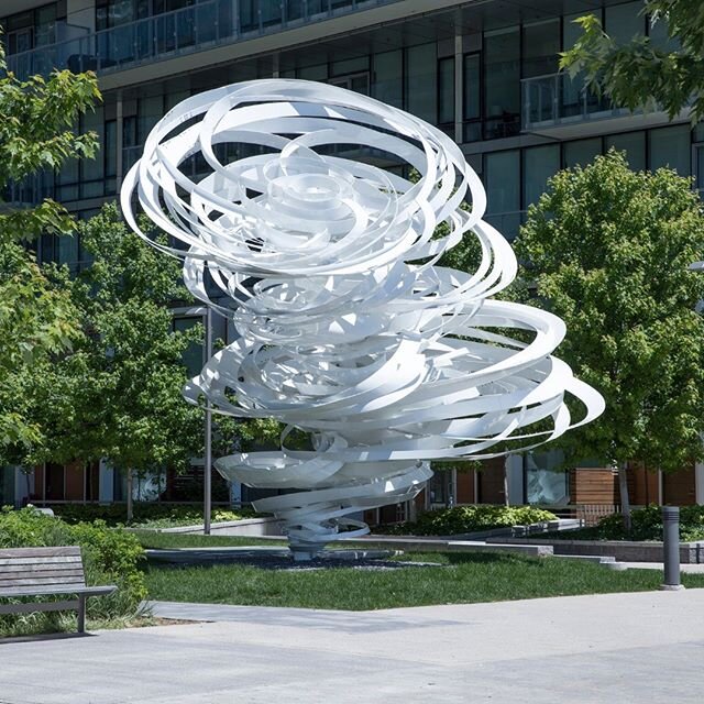 &quot;Toronto Twister&quot; from &quot;A Series of Whirlpool Field Manoeuvres for Pier 27,&quot; Toronto, Ontario, Canada, 2017.
Aluminum powder coated white, approximately 25' tall.
Photo: Gus Sarino