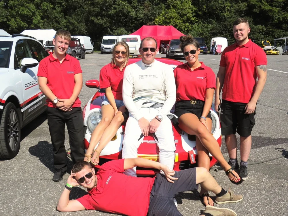 porsche_Restoracing3.jpg