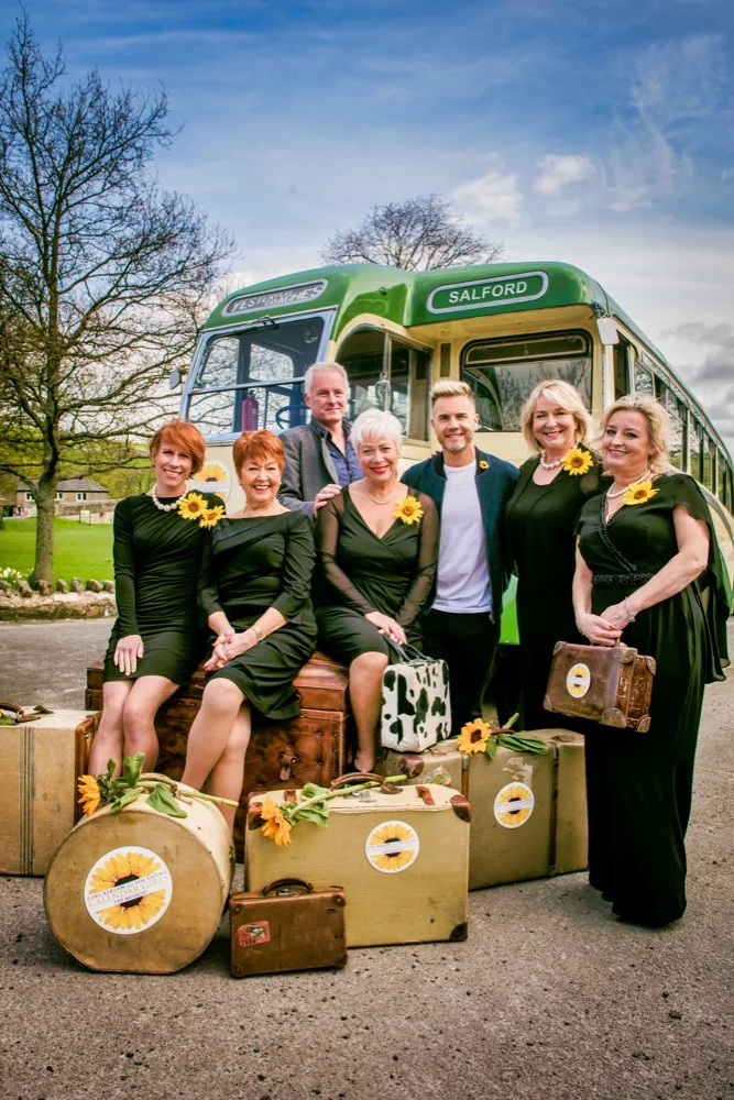 CalendarGirlsMusical_LtoR_Anna-Jane_Casey_Ruth_Madoc_Tim_Firth_Denise_Welch_Gary____.jpeg